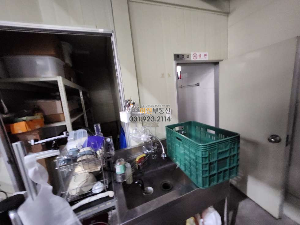 경기 고양일산동구 백석동 가동 고양시 창고 임대 - 도로변, 자유로 인접 백석동 식품창고 임대 추천 월세 매물번호 10234 사진 8
