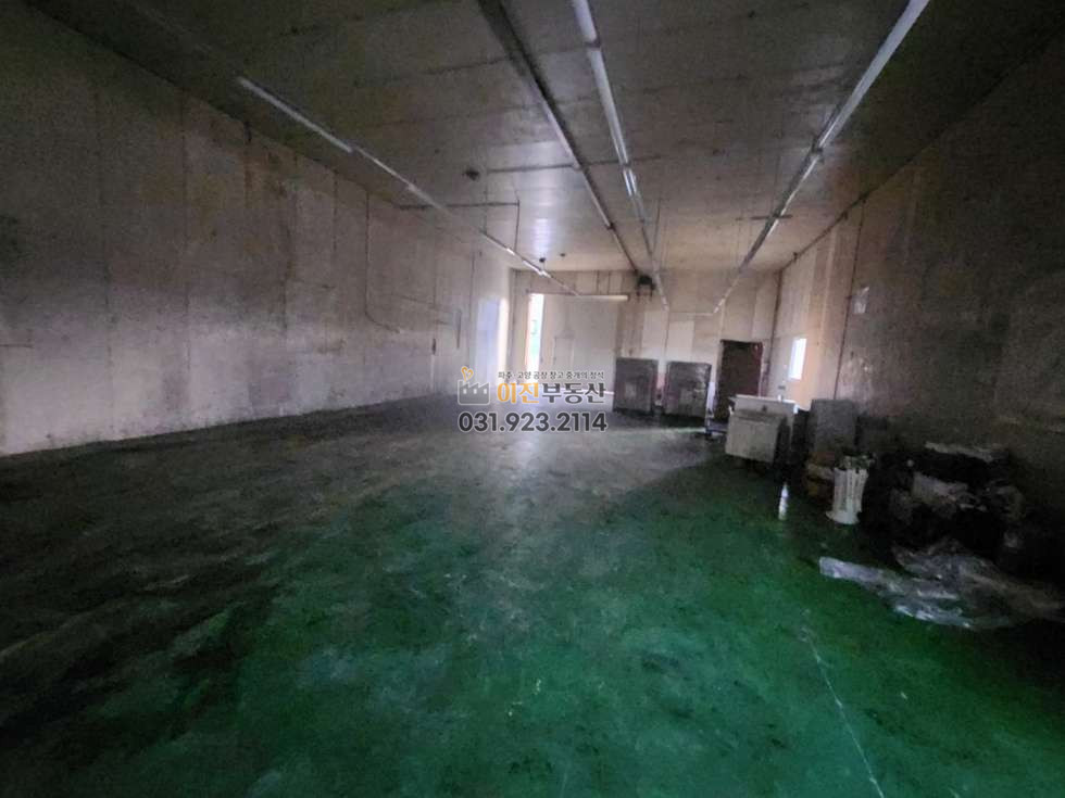 경기 고양일산서구 대화동 1동 자유로 인접한 대화동 창고임대 60평 40피트 진입 가능 [보2천/월200] 월세 매물번호 10299 사진 6