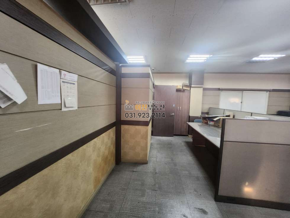 경기 고양일산서구 가좌동 5동 내부수도,내부사무실 완비된 일산 서구 가좌동 소형창고 임대 40평 월세 매물번호 10333 사진 10